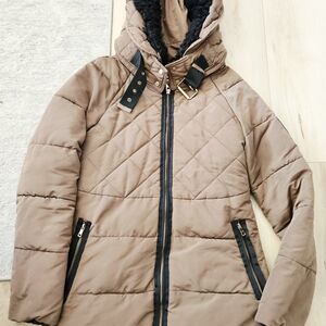 Women's Zara Quilted Tan Jacket